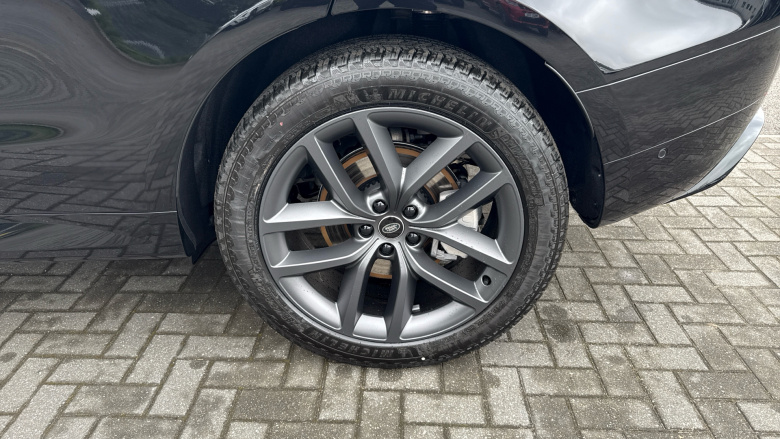 Land Rover Range Rover Sport 3.0 D300 Dynamic SE 5dr Auto Diesel Estate